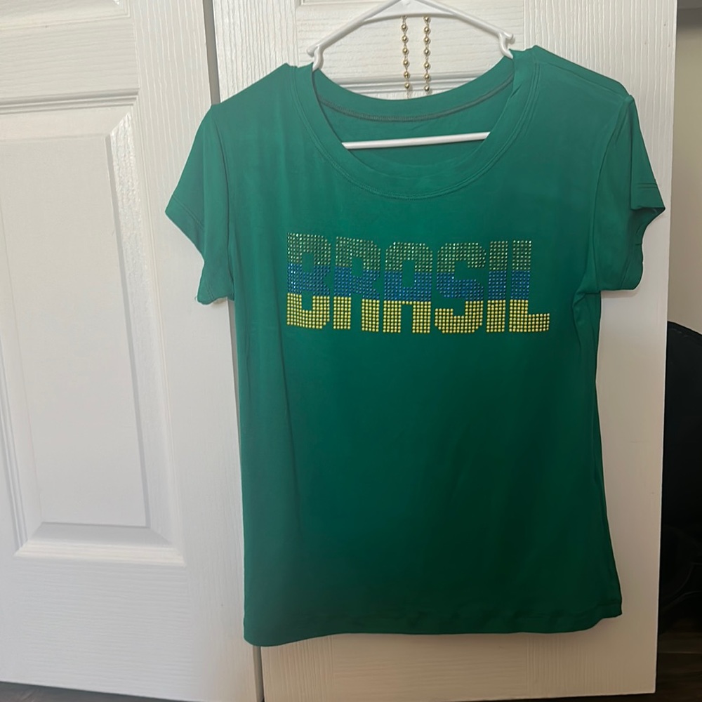 Super cute and soft Brazil shirt!